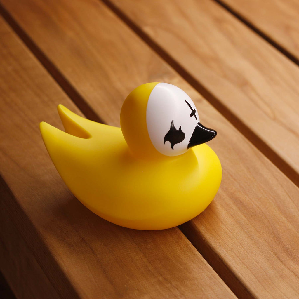 Canard Gothique avec peinture cadavre