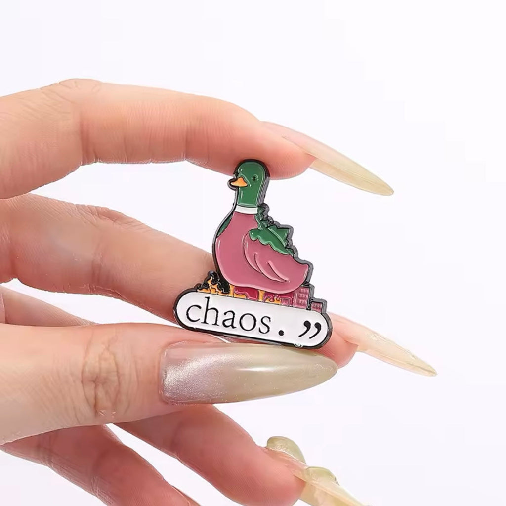 Pin’s Canard Colvert Chaos.’’
