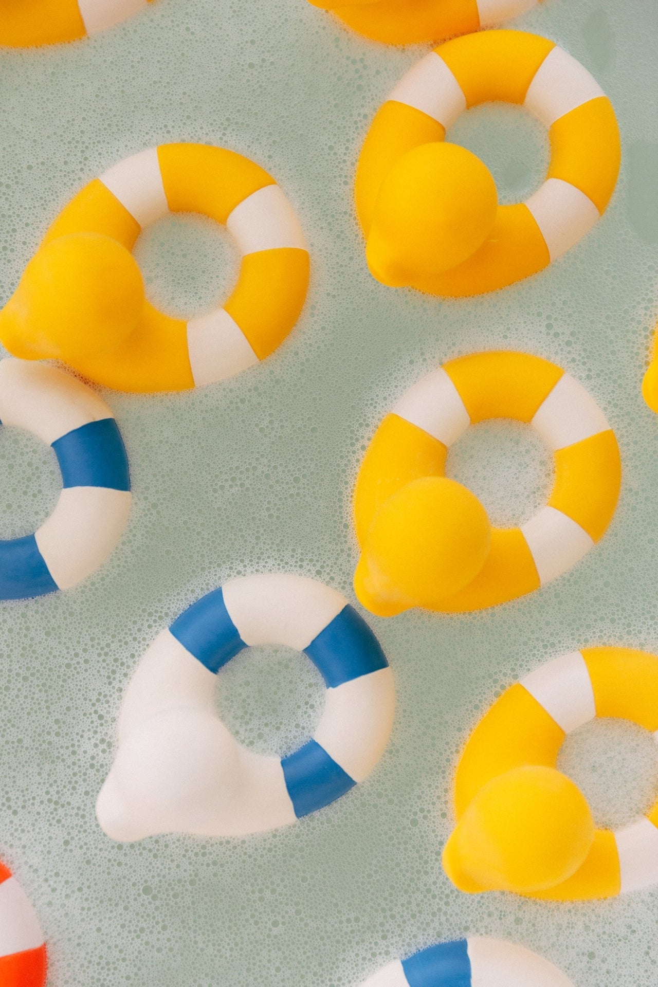 Produit Flo The Floatie Jaune Poster Déco