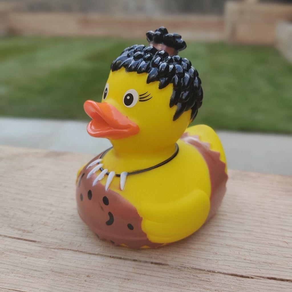 canard-femme-des-cavernes