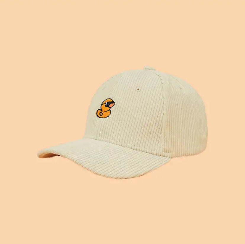 casquette canard jaune lunettes de soleil