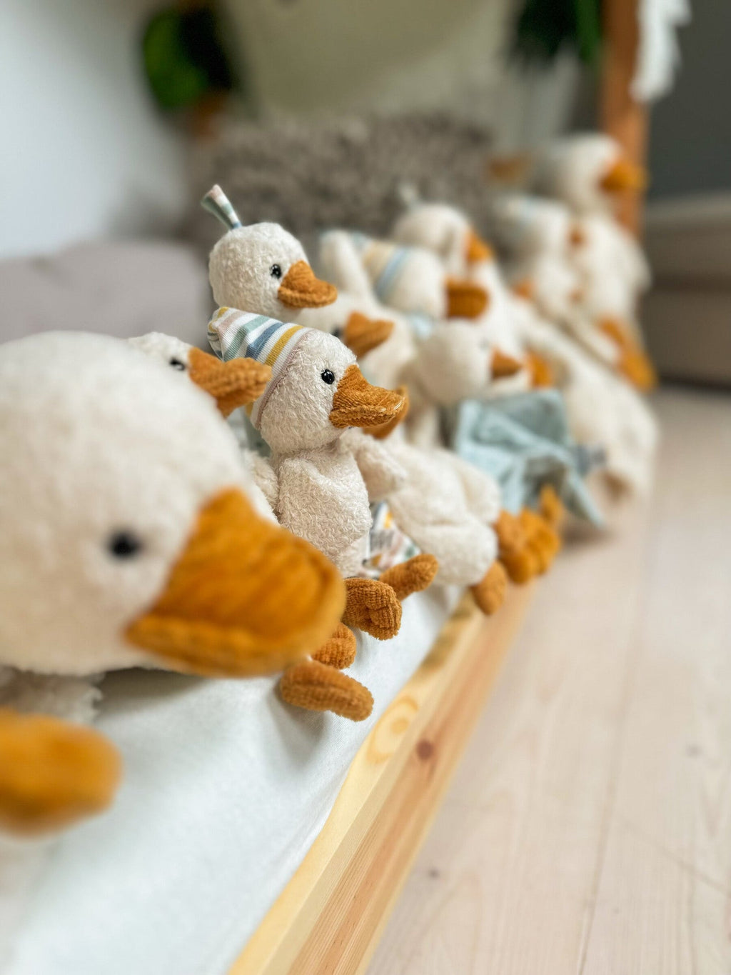 Plush Duck Edda S
