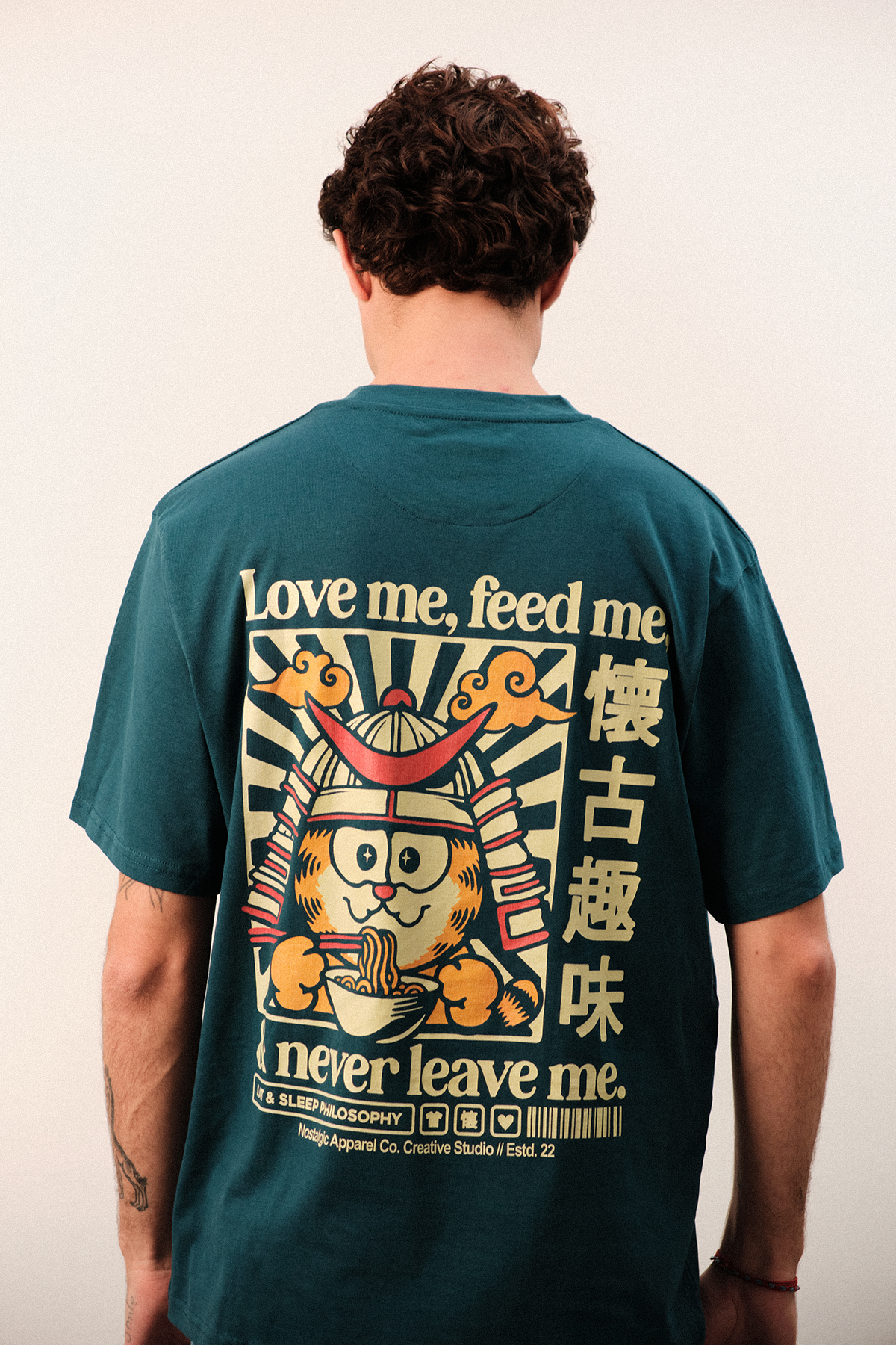 T-shirt Love me, feedme & Never Leave Me