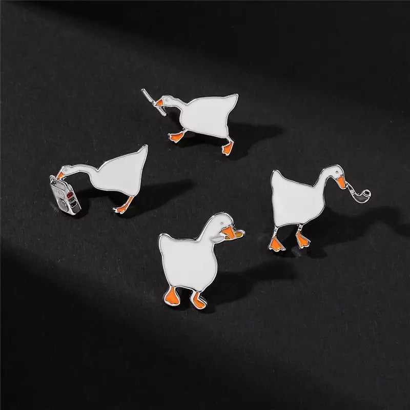 White Duck Pipe Pin