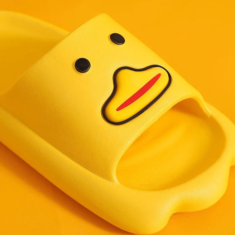 claquettes patte de canard