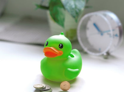 Kleine piggy bank groene eend