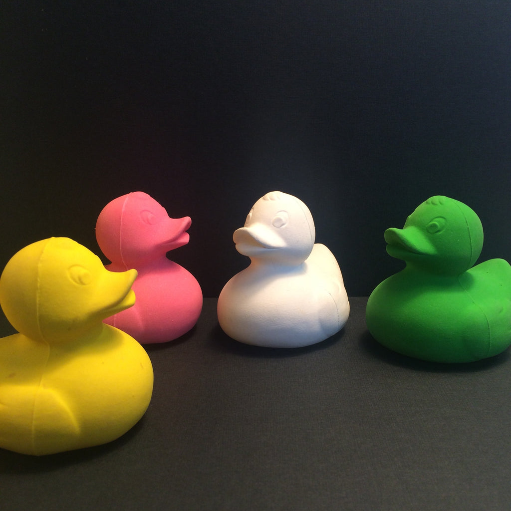 canard-monochrome-rose-oli-carol